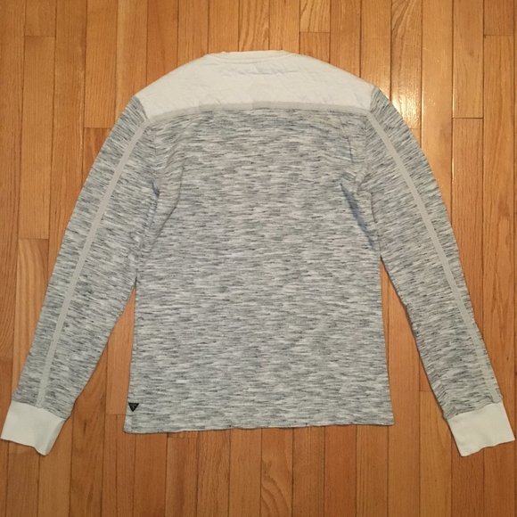 GUESS LONG SLEEVE SHIRT/SWEATSHIRT MENS WHITE AND GREY QUILTED SHOULDERS SIZE L - Picture 2 of 11